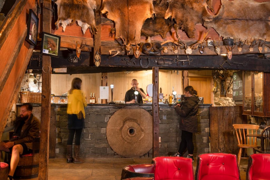 Facilities & The Park-The Quiet Bar